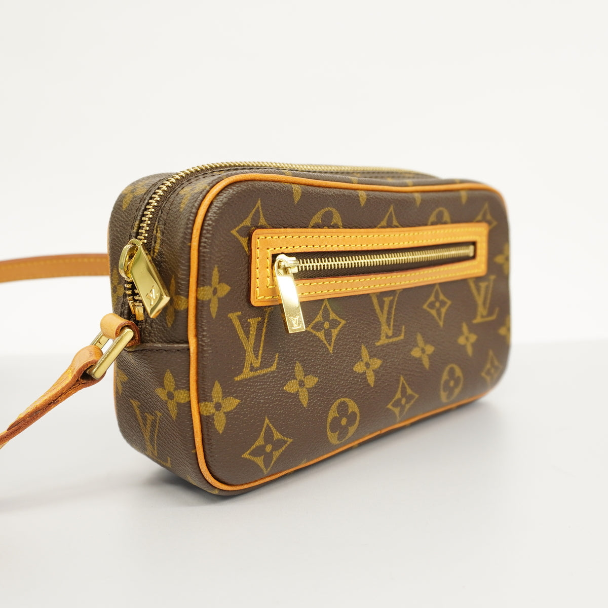 Louis Vuitton Shoulder Bag Monogram Pochette