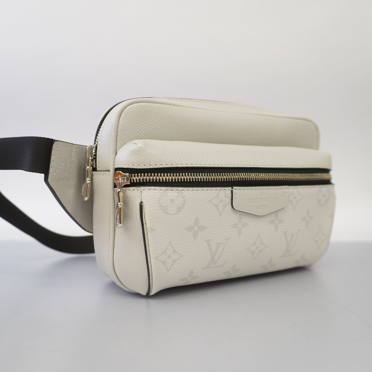 Louis Vuitton Body Bag Taigarama Bum Bag Outdoor