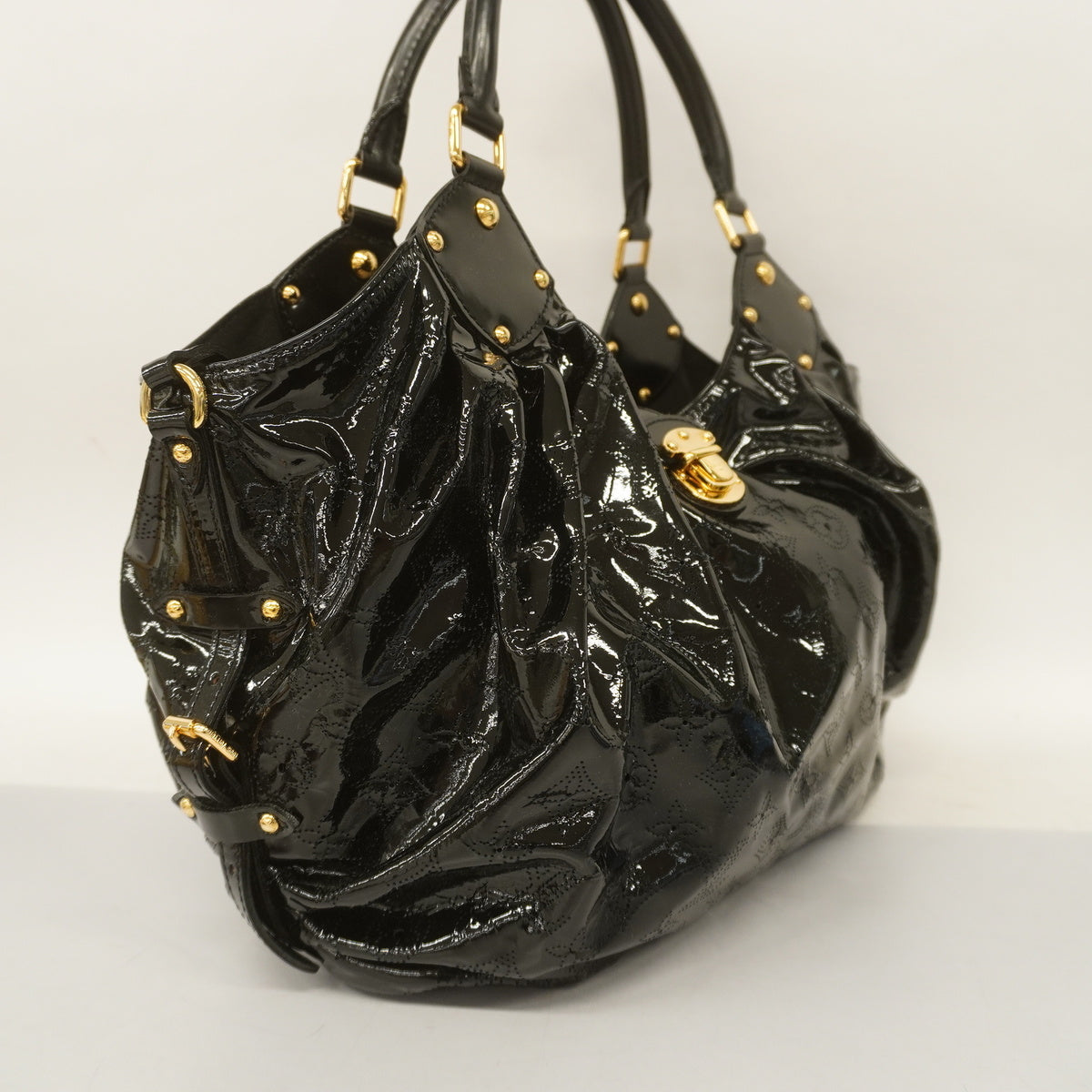 Louis Vuitton Mahina L Noir Hobo Bag Black