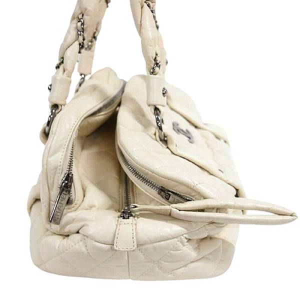Chanel Matelasse Tote Ivory Horizontal Shoulder Bag Diamond Quilted