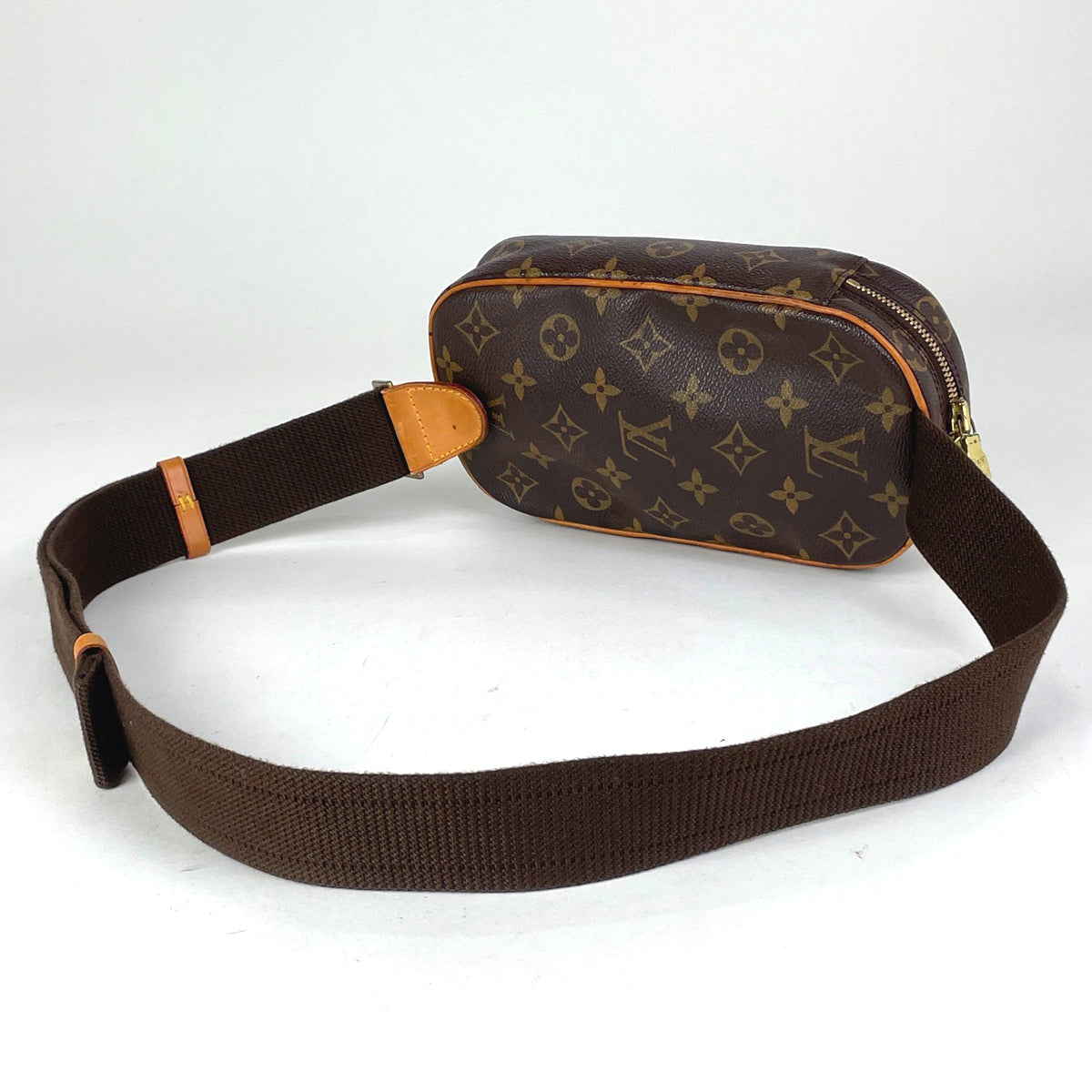 Louis Vuitton Pochette Ganju Shoulder Bag Shawl Body Bag Monogram Brown