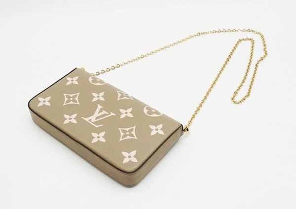 Louis Vuitton Pochette Felicie Shoulder Bag Monogram