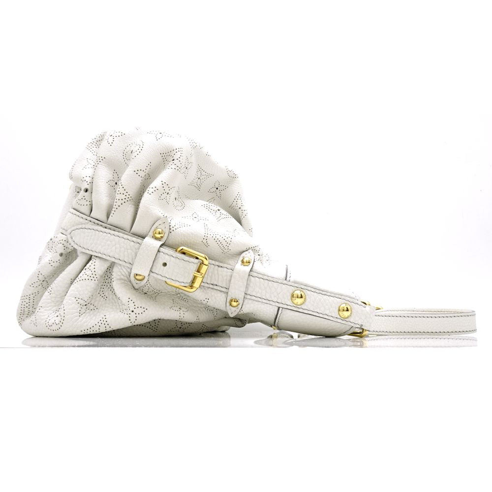 Louis Vuitton Shoulder Bag Mahina XS Bron White