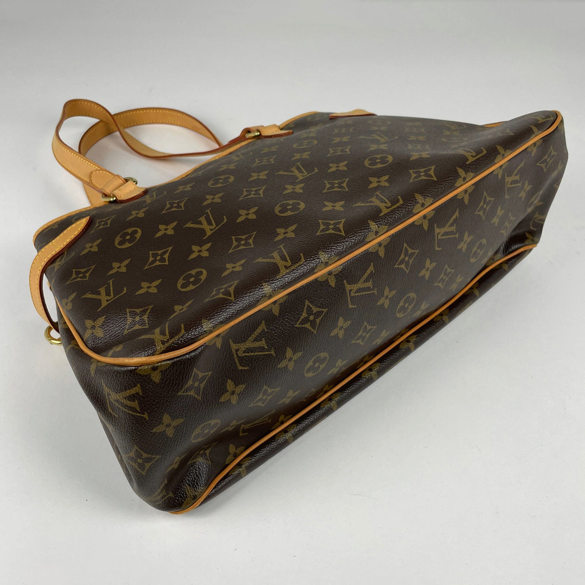 Louis Vuitton Batignolles Horizontal Shoulder Bag Monogram