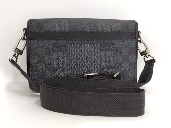 Louis Vuitton Studio Messenger Bag Damier Graphite