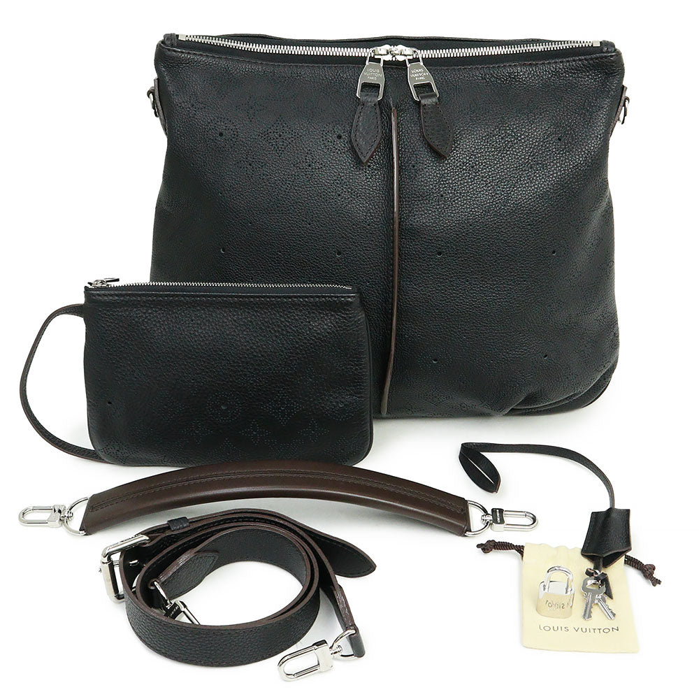 Louis Vuitton Beaubourg Hobo MM Mahina Leather Shoulder Bag Black