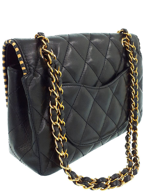 Chanel Matelasse Chain Shoulder Bag Black