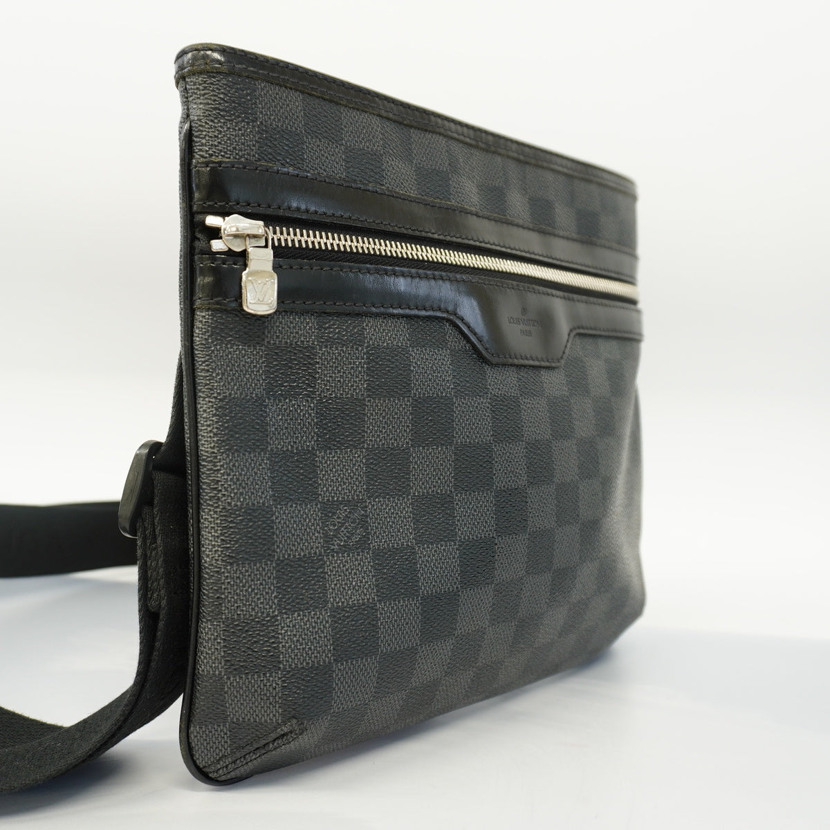 Louis Vuitton Damier Graphite Thomas Crossbody Bag Black