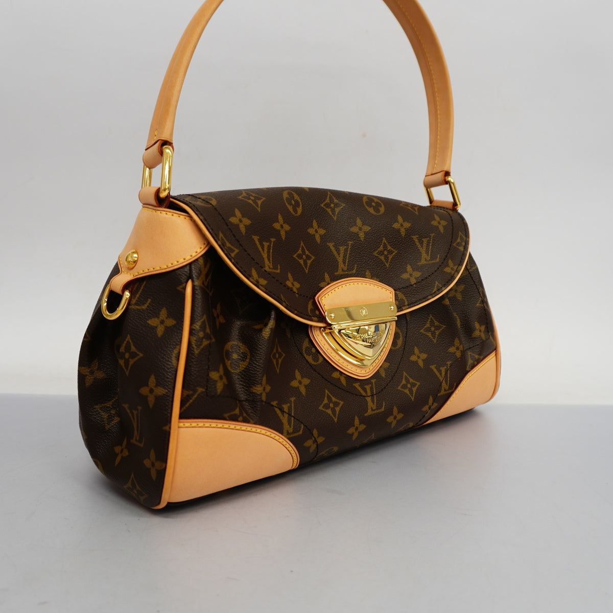 Louis Vuitton Shoulder Bag Monogram Beverly MM