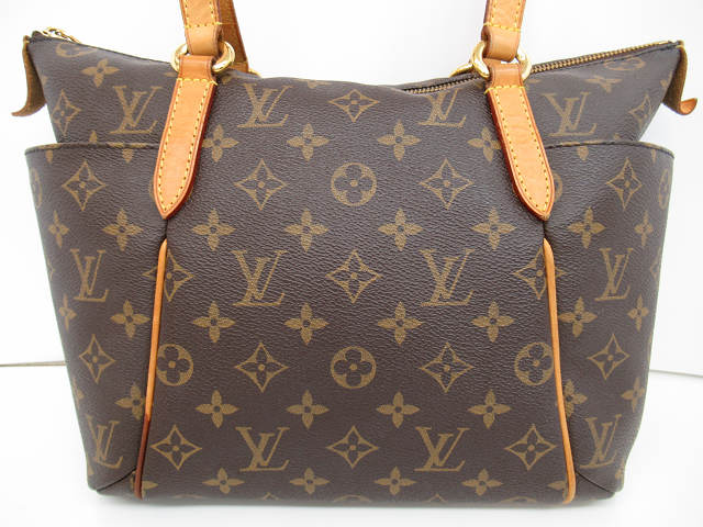 Louis Vuitton Totally PM Monogram Shoulder Bag