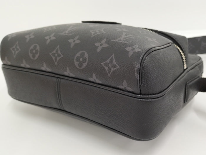 Louis Vuitton Taigarama Outdoor Messenger Bag