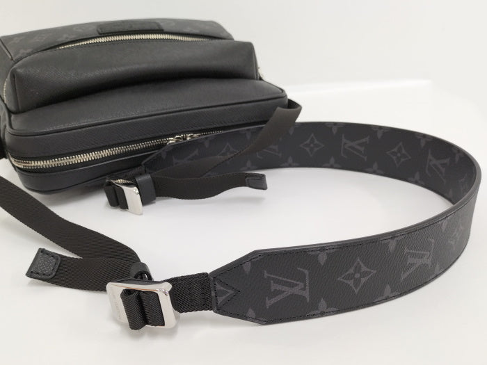 Louis Vuitton Taigarama Outdoor Messenger Bag