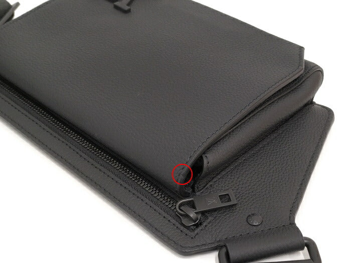 Louis Vuitton Aerogram Grain Calf Leather NV Waist Bag Bumbag