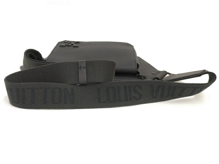 Louis Vuitton Aerogram Grain Calf Leather NV Waist Bag Bumbag