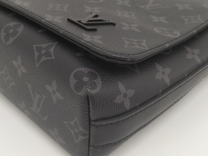 Louis Vuitton District PM Monogram Eclipse Shoulder Bag
