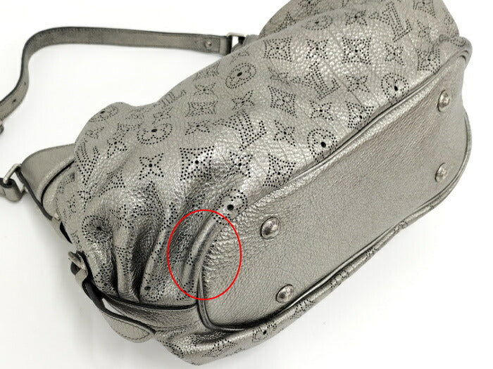Louis Vuitton L Mahina Arjan Metallic Leather Shoulder Bag