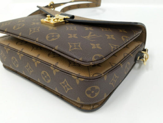 Louis Vuitton Pochette Metis MM Monogram Reverse Handbag