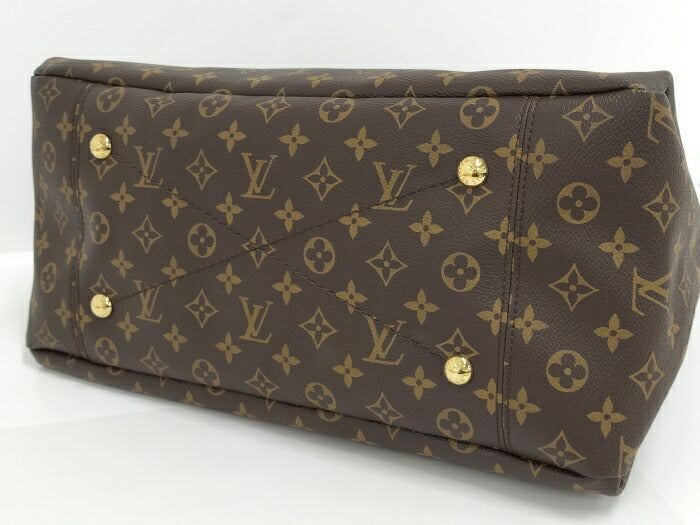 Louis Vuitton  Monogram  Artsy MM One Shoulder Bag