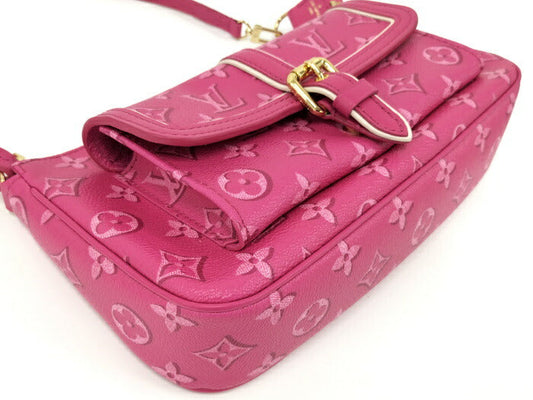Louis Vuitton Maxi Pochette Accessoires Monogram Fuchsia Shoulder Bag