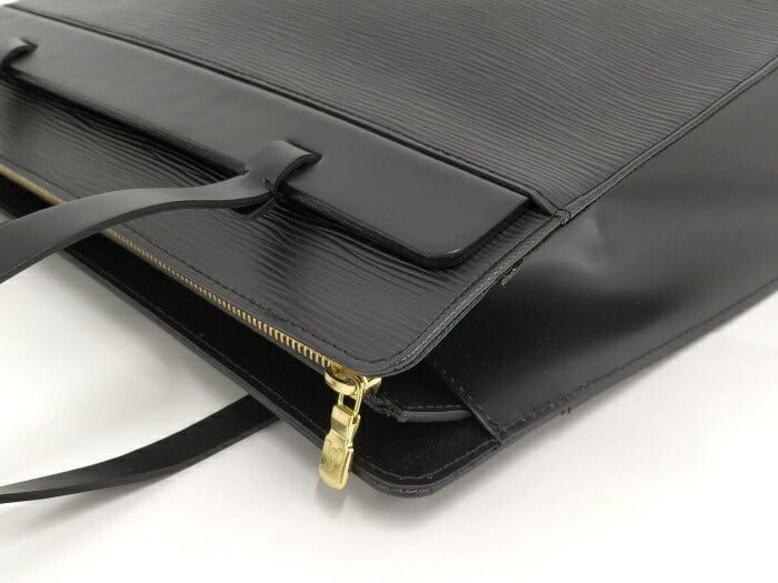 Louis Vuitton Epi Croisette PM Semi Shoulder Bag