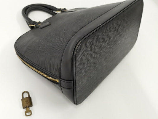 Louis Vuitton Alma PM Epi Handbag