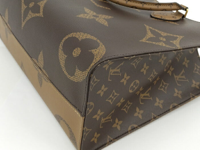Louis Vuitton On The Go MM Monogram Reverse Tote Bag
