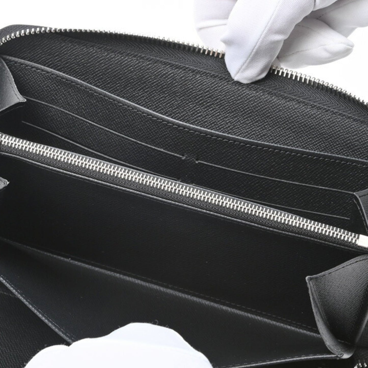LOUIS VUITTON Zippy Organizer NM Wallet M62643 Epi Noir