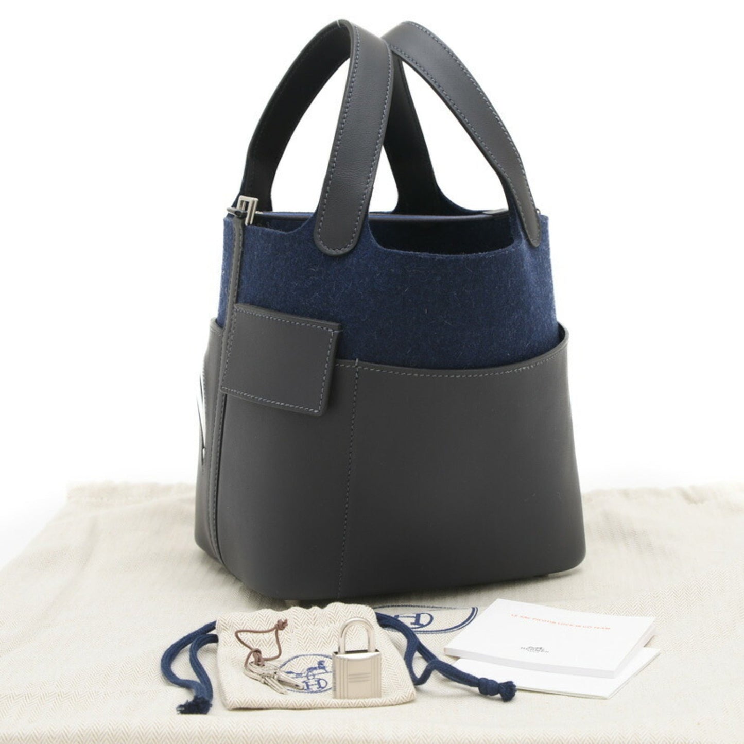 Hermes Blue Nuit Felt Swift Leather Handbag ( )