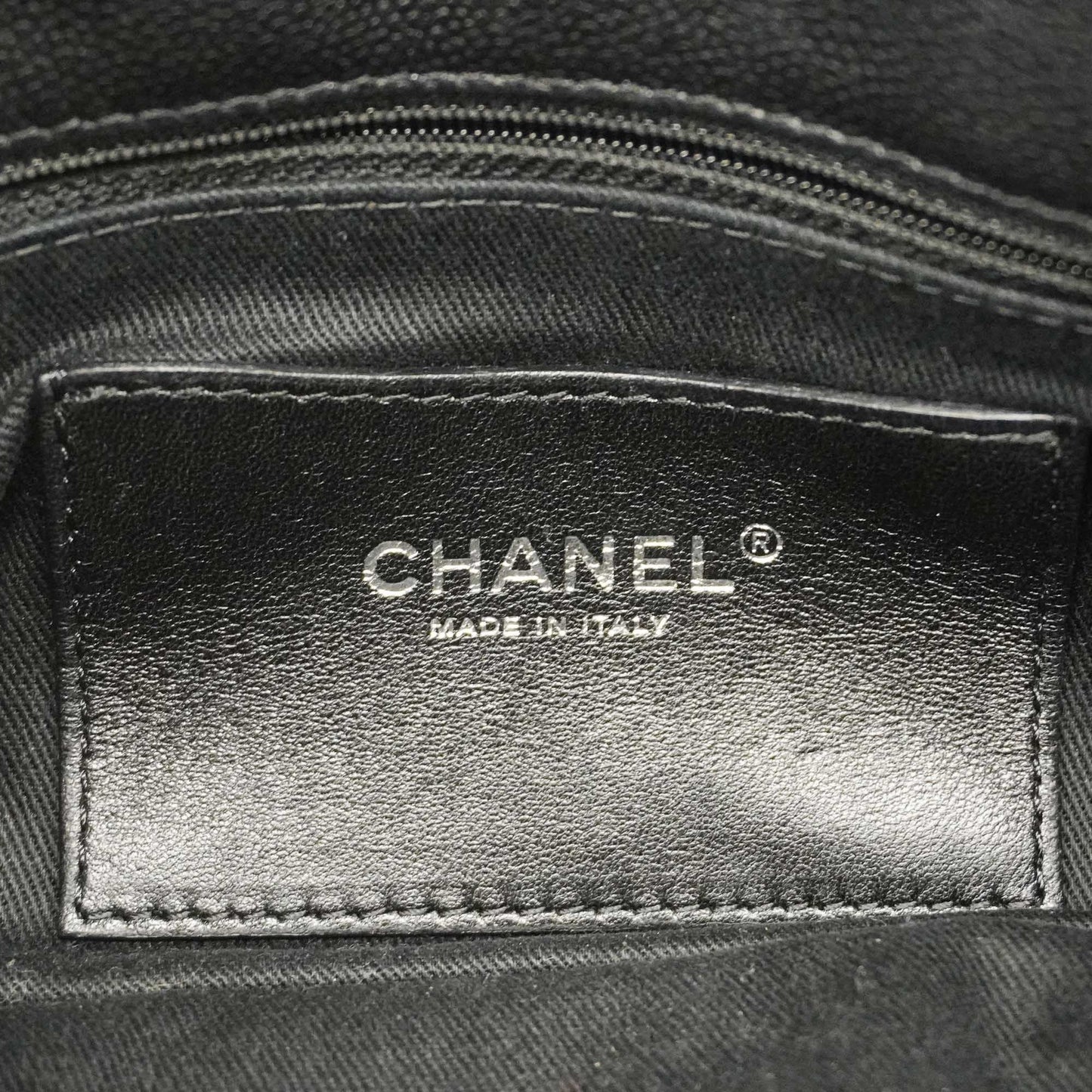 CHANEL   Matelasse Chain Shoulder Women's Caviar Leather Shoulder Bag Black