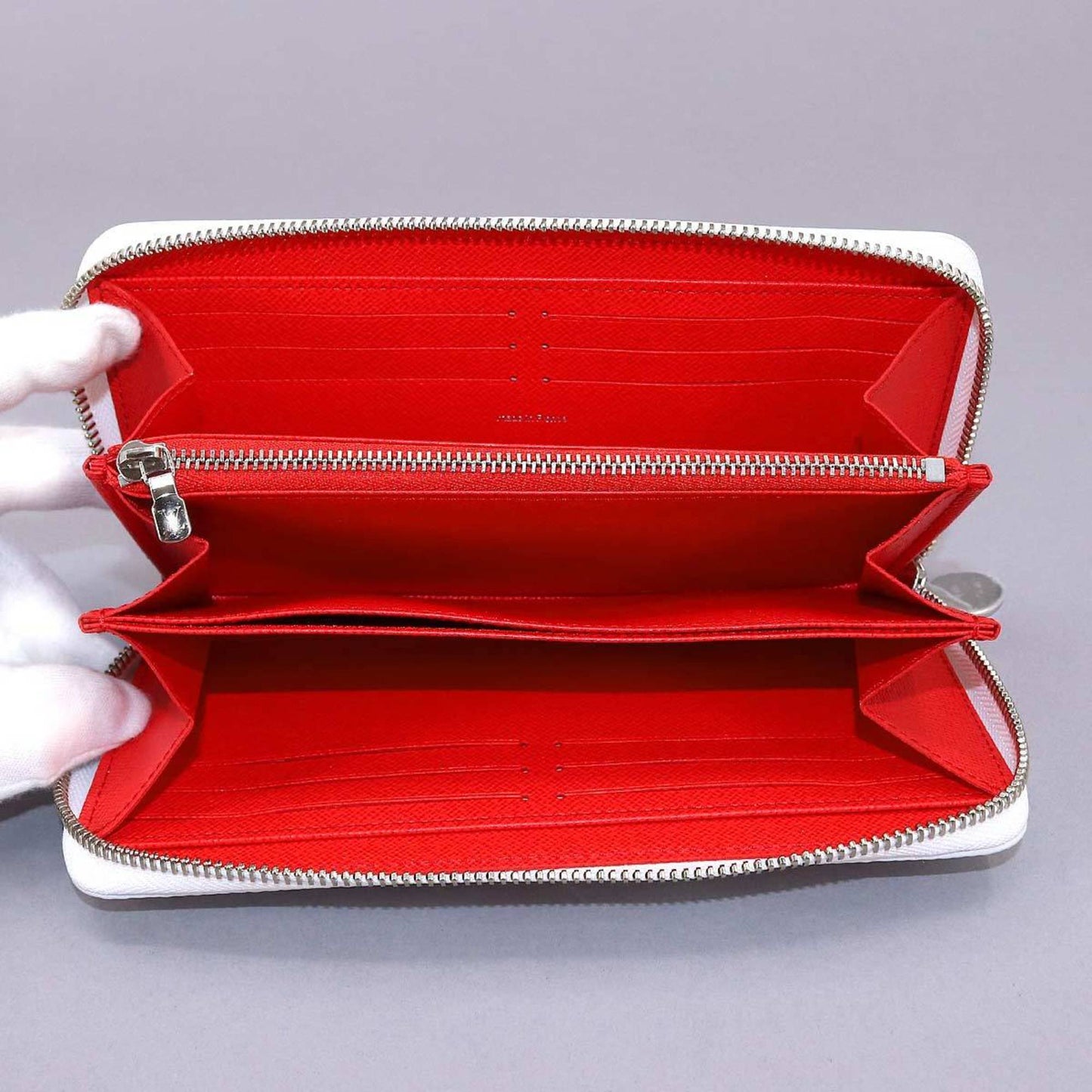 LOUIS VUITTON Epi Infinity Dot LVxYK Zippy Wallet Long Leather White Red M81961 RFID