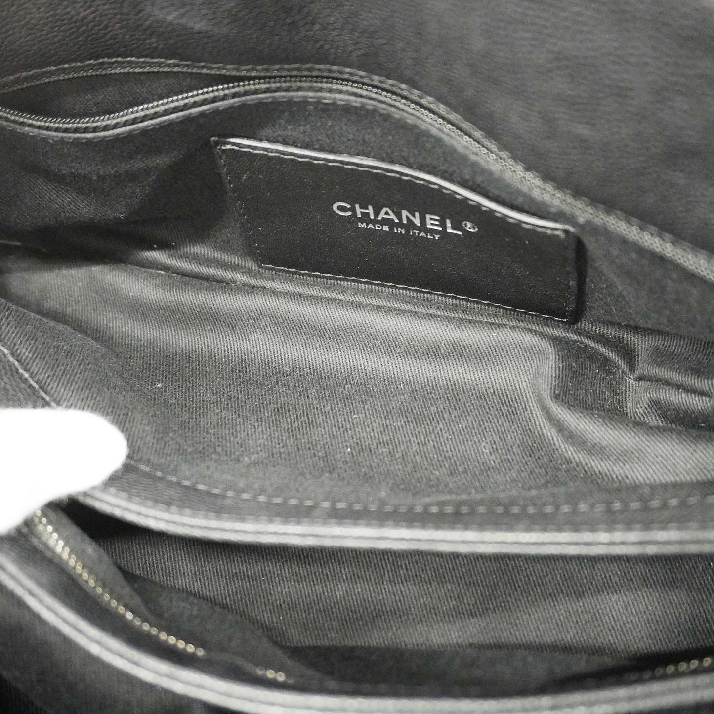 CHANEL   Matelasse Chain Shoulder Women's Caviar Leather Shoulder Bag Black