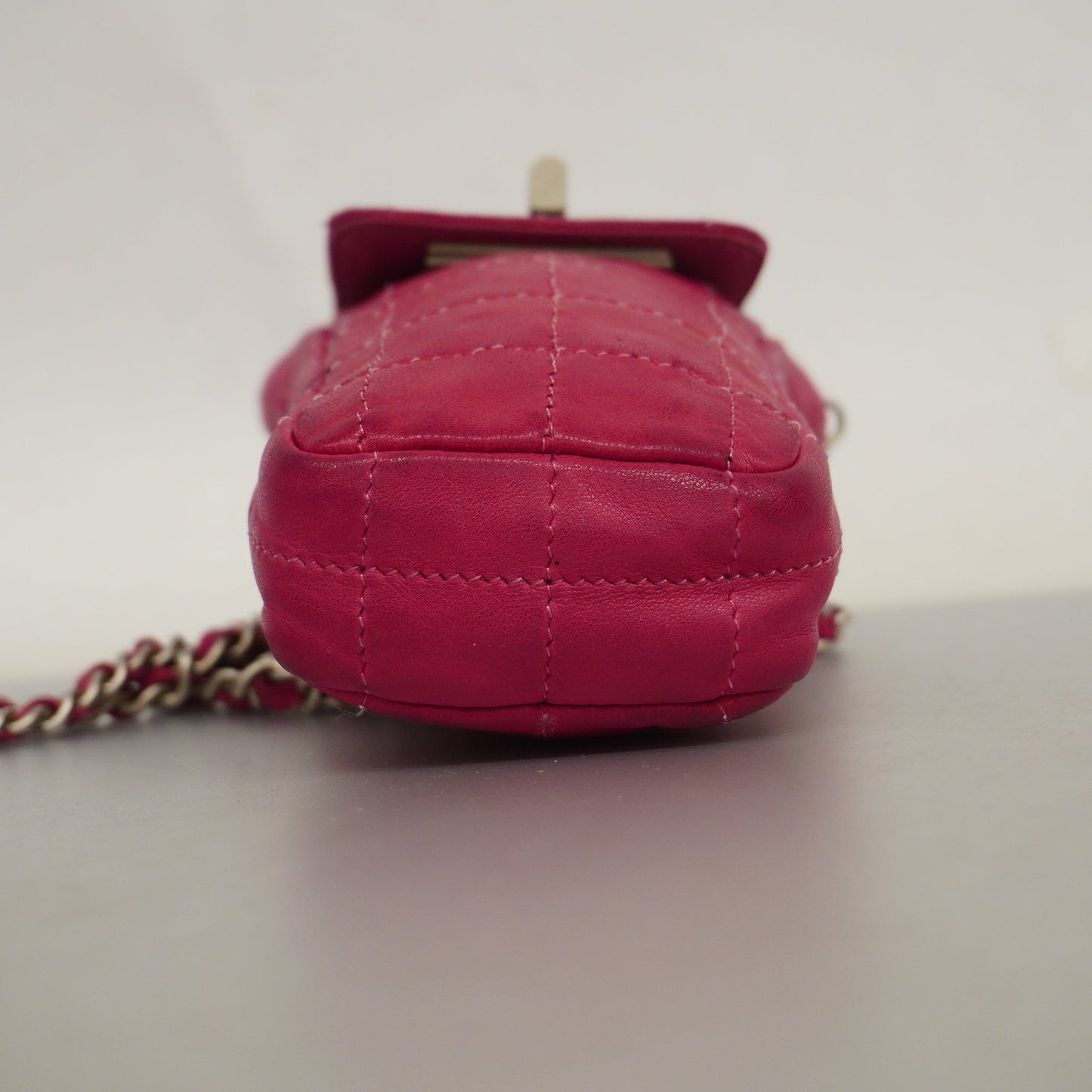 CHANEL   2.55 2.55/choco Bar Chain Shoulder Women's Leather Shoulder Bag Pink