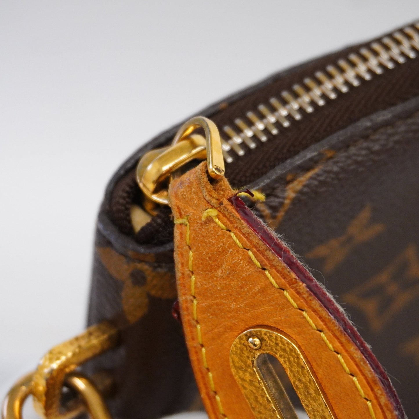LOUIS VUITTONAuth  Monogram Lock It Chain M40989 Women's Handbag