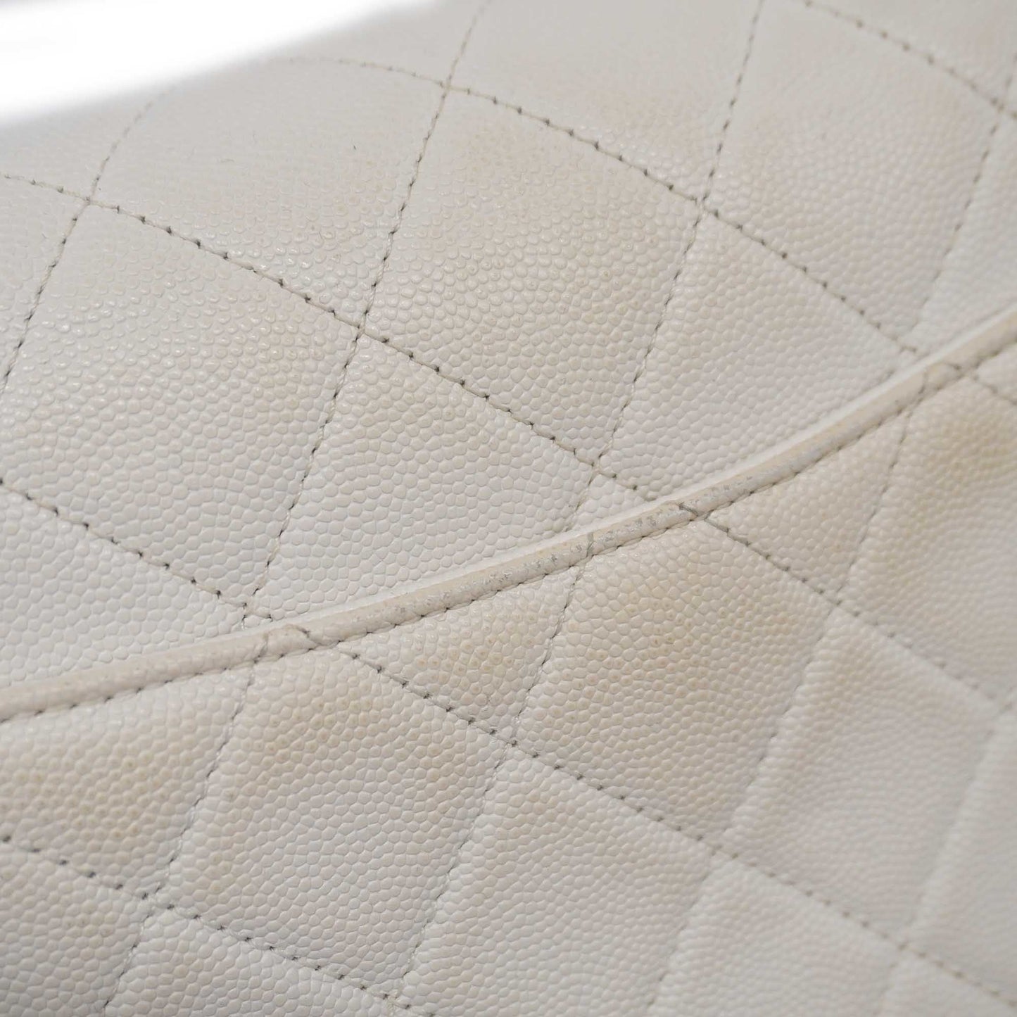 CHANEL   Matelasse Chain Shoulder Women's Leather Shoulder Bag White