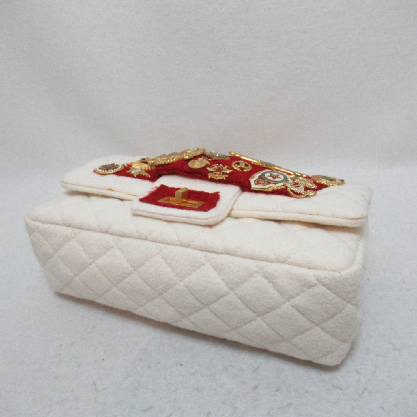 CHANEL 2.55 ChainShoulder Bag White Feutre