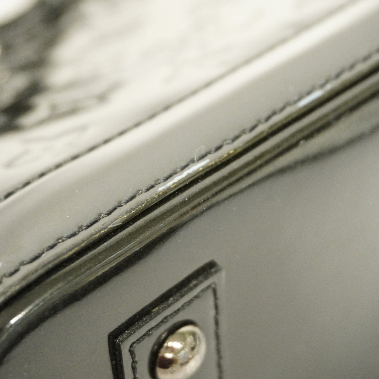 LOUIS VUITTONAuth  Monogram Vernis Alma BB M90063 Women's Handbag