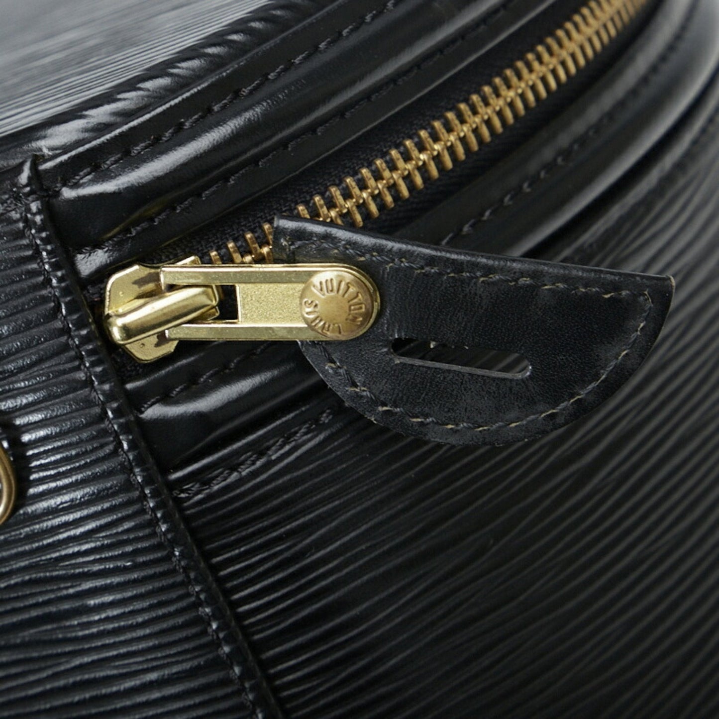 LOUIS VUITTON Epi Cannes Handbag Vanity Bag M48032 Noir Black Leather Ladies