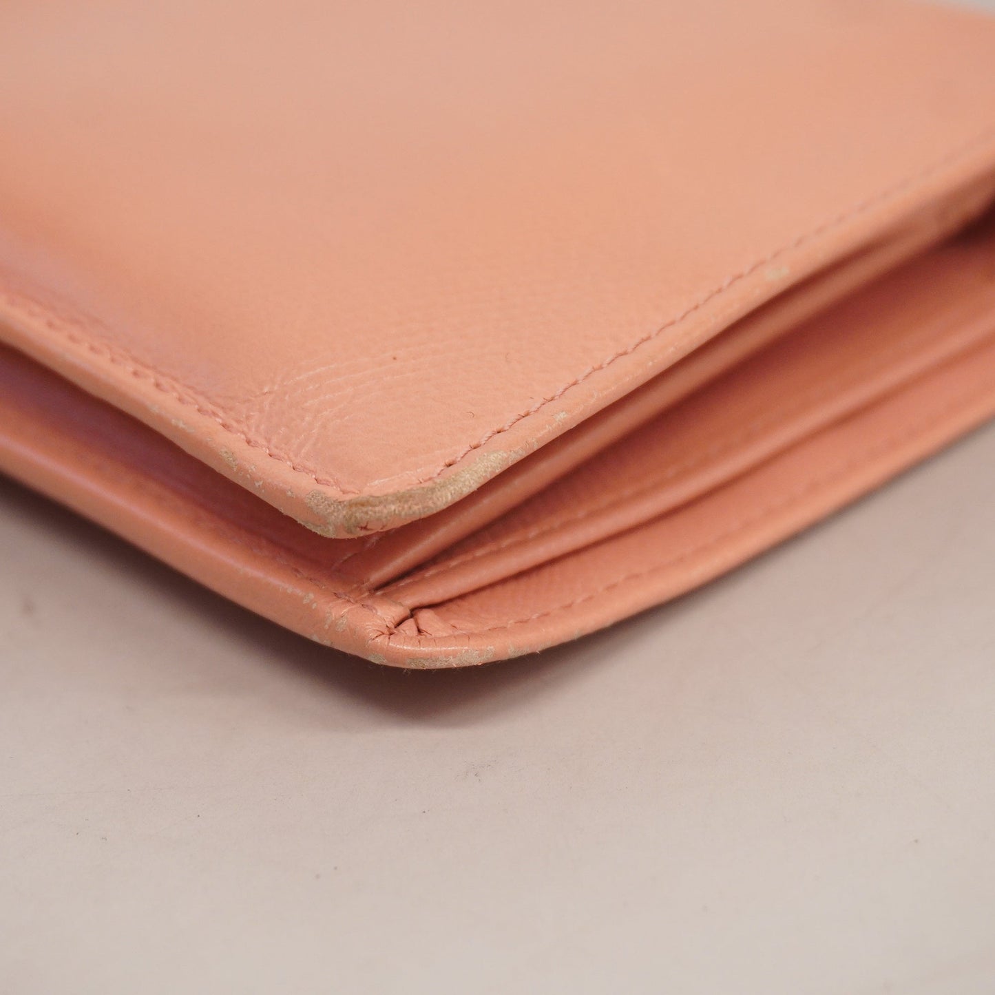 CHANEL Coco Button Gold Hardware Women's Leather Long Wallet [bi-fold] Pink