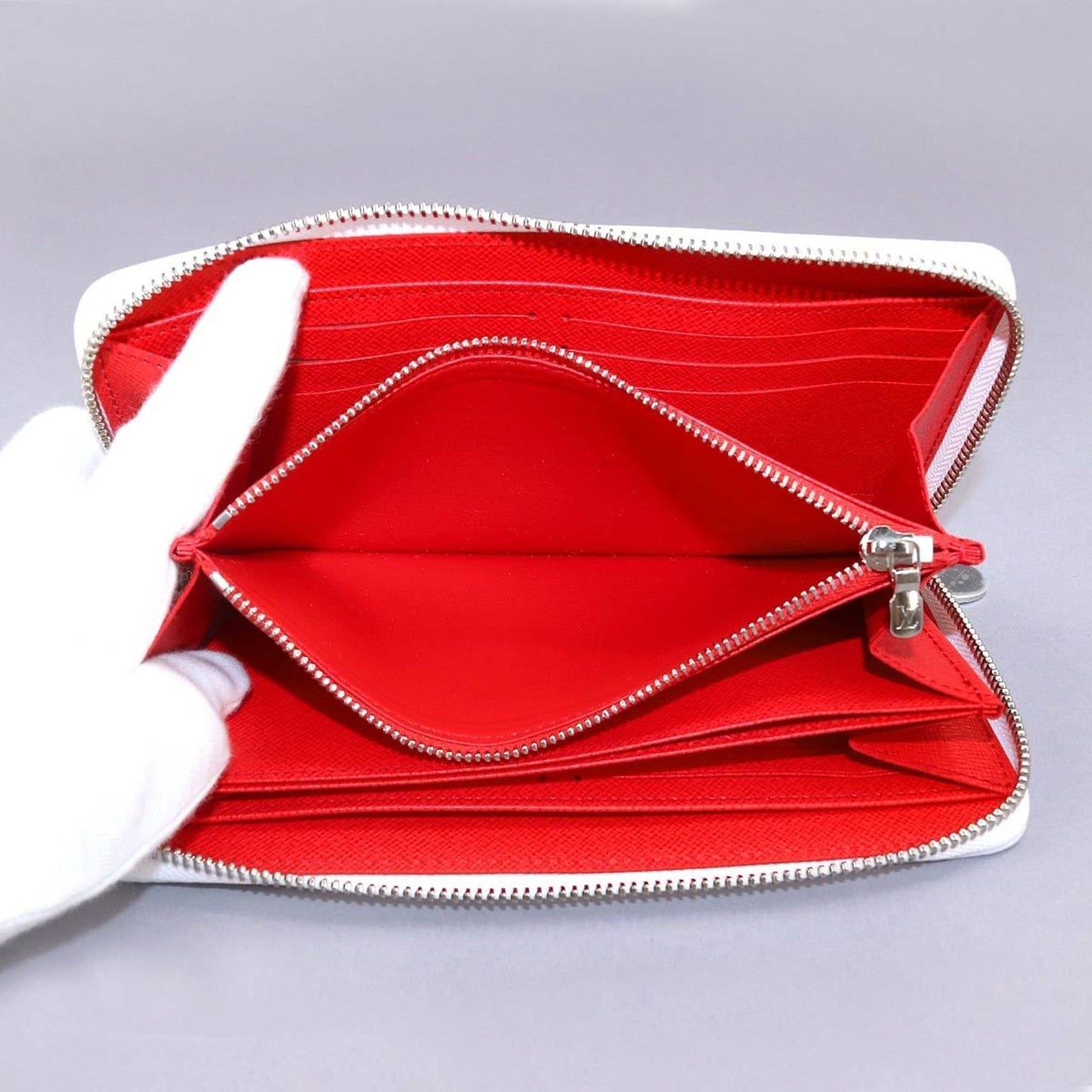 LOUIS VUITTON Epi Infinity Dot LVxYK Zippy Wallet Long Leather White Red M81961 RFID