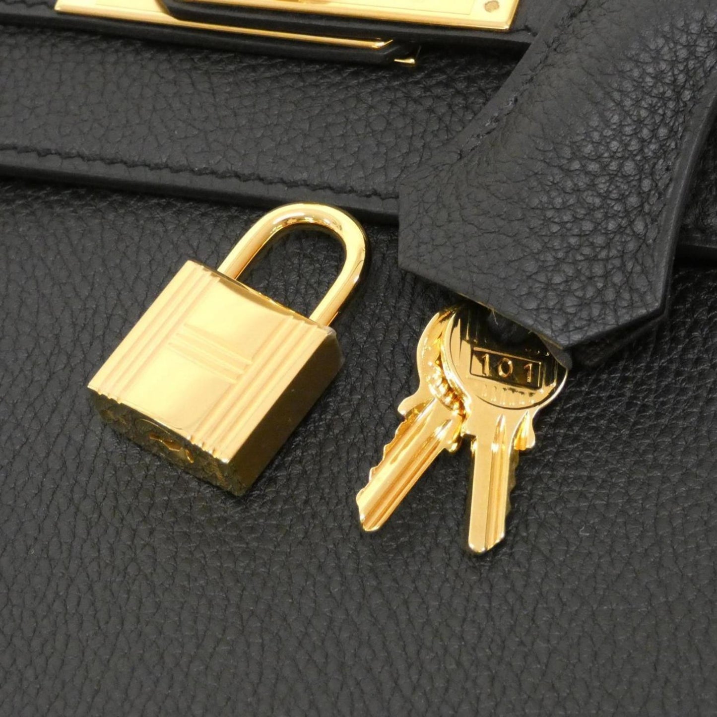 Hermes Black Togo Leather Handbag ( )