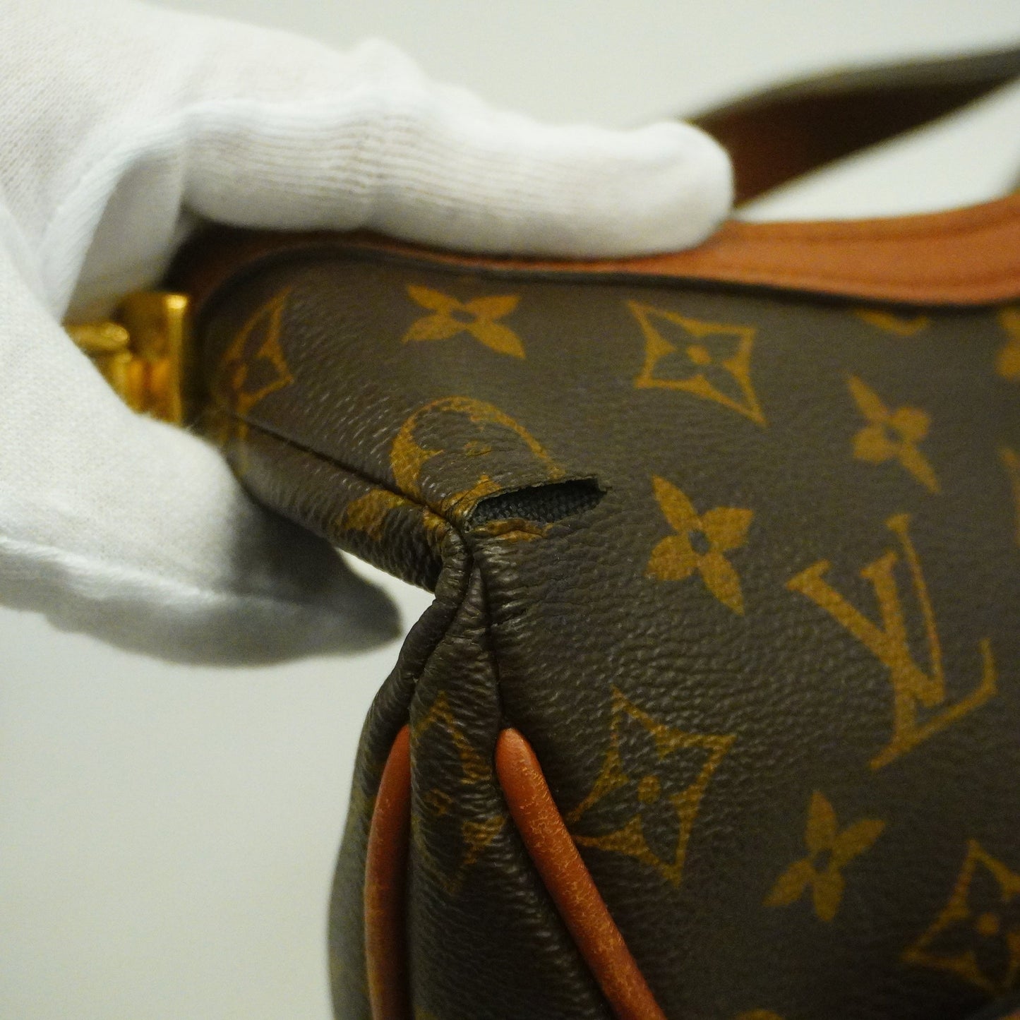 LOUIS VUITTONAuth  2WAY Bag Monogram Reverse Hobo Dauphine MM M45195