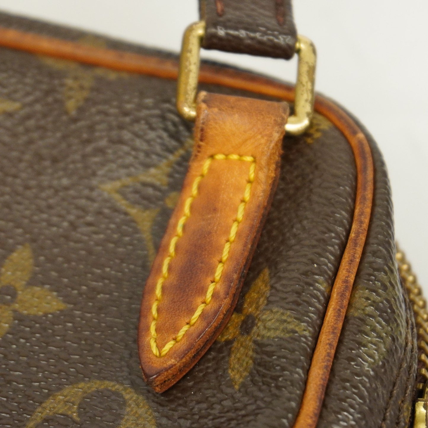 LOUIS VUITTONAuth  Monogram Pochette Marley Bandolier M51828