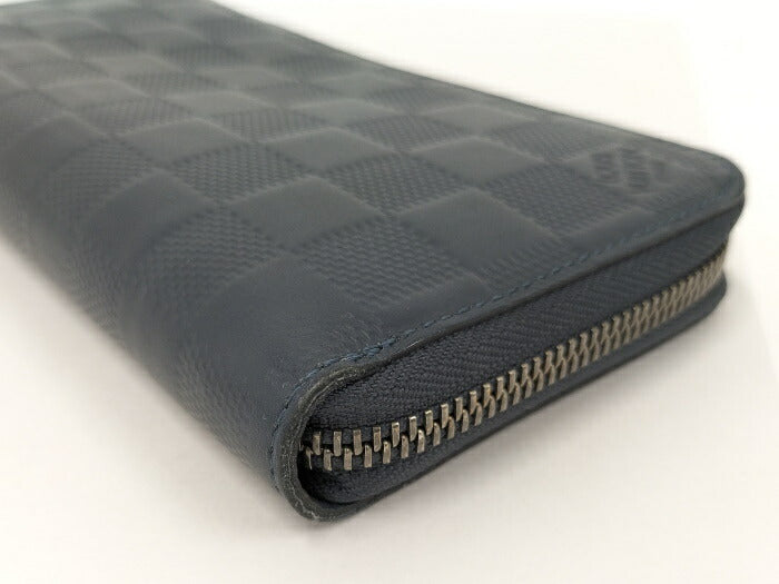 Louis Vuitton Vertical Round Zipper Long Wallet
