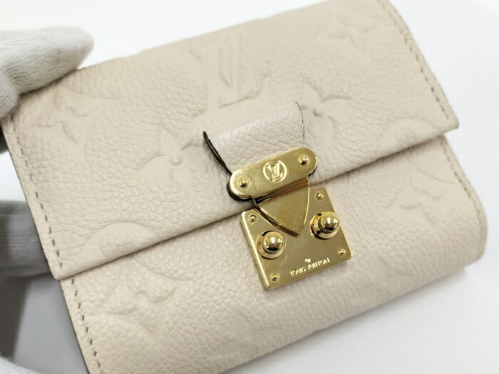 Louis Vuitton Monogram Empreinte Portefeuille Metis Compact Trifold Wallet