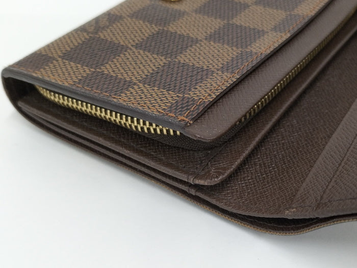 Louis Vuitton Portefeuille Tresor Bi-fold Wallet