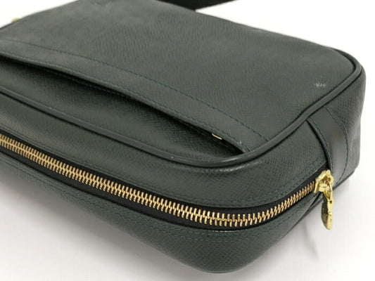 Louis Vuitton Taiga Leather Epicea Calga Shoulder Bag