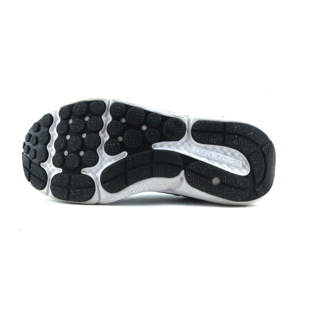 UNDER ARMOUR  ASSERT 10