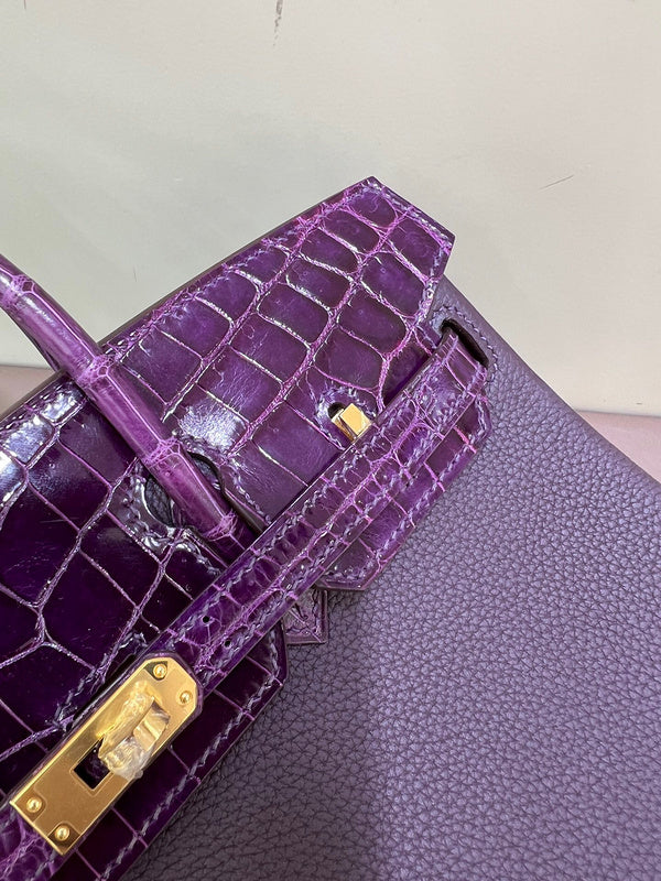 Amelia - HMS Bags - 1714