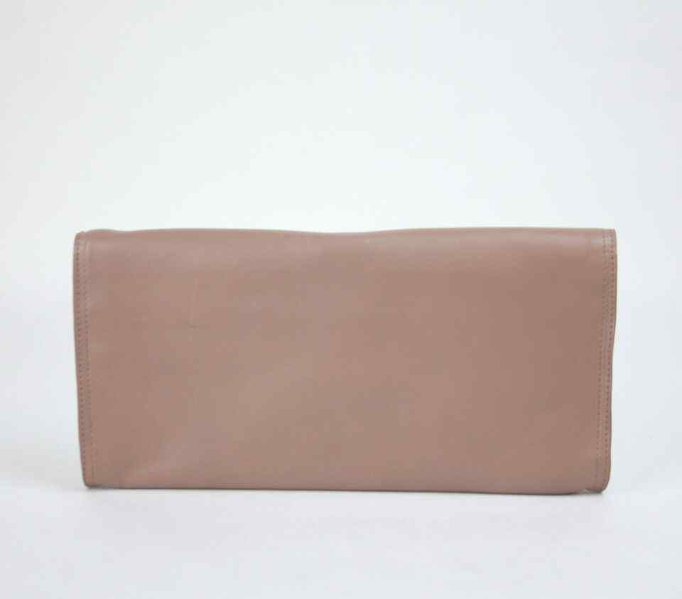 BOTTEGA VENETA Women's Leather Wristlet Clutch Bag  Detail