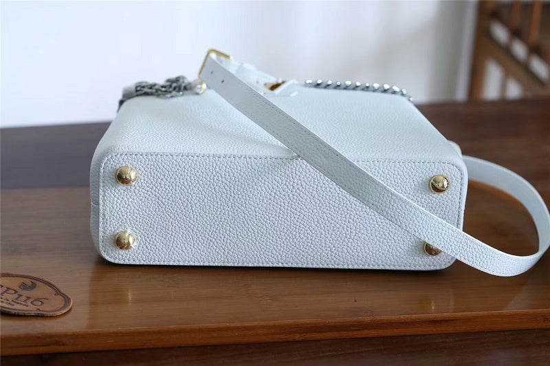 Fan Fashion Lu-Vi bags - 8387